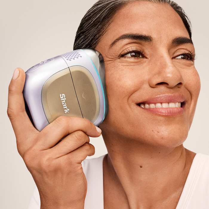 Shark™ FacialPro™ Glow At Home Hydro-Powered Facial System (Blue)