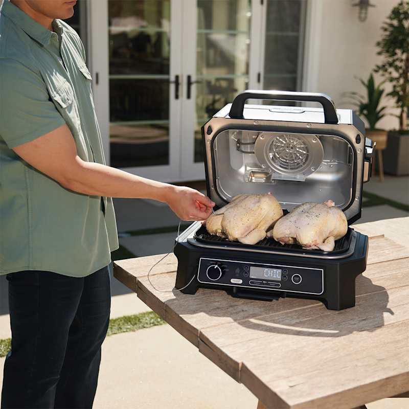 Ninja Woodfire PRO XL elektrisk BBQ grill og rygekasse med Smart