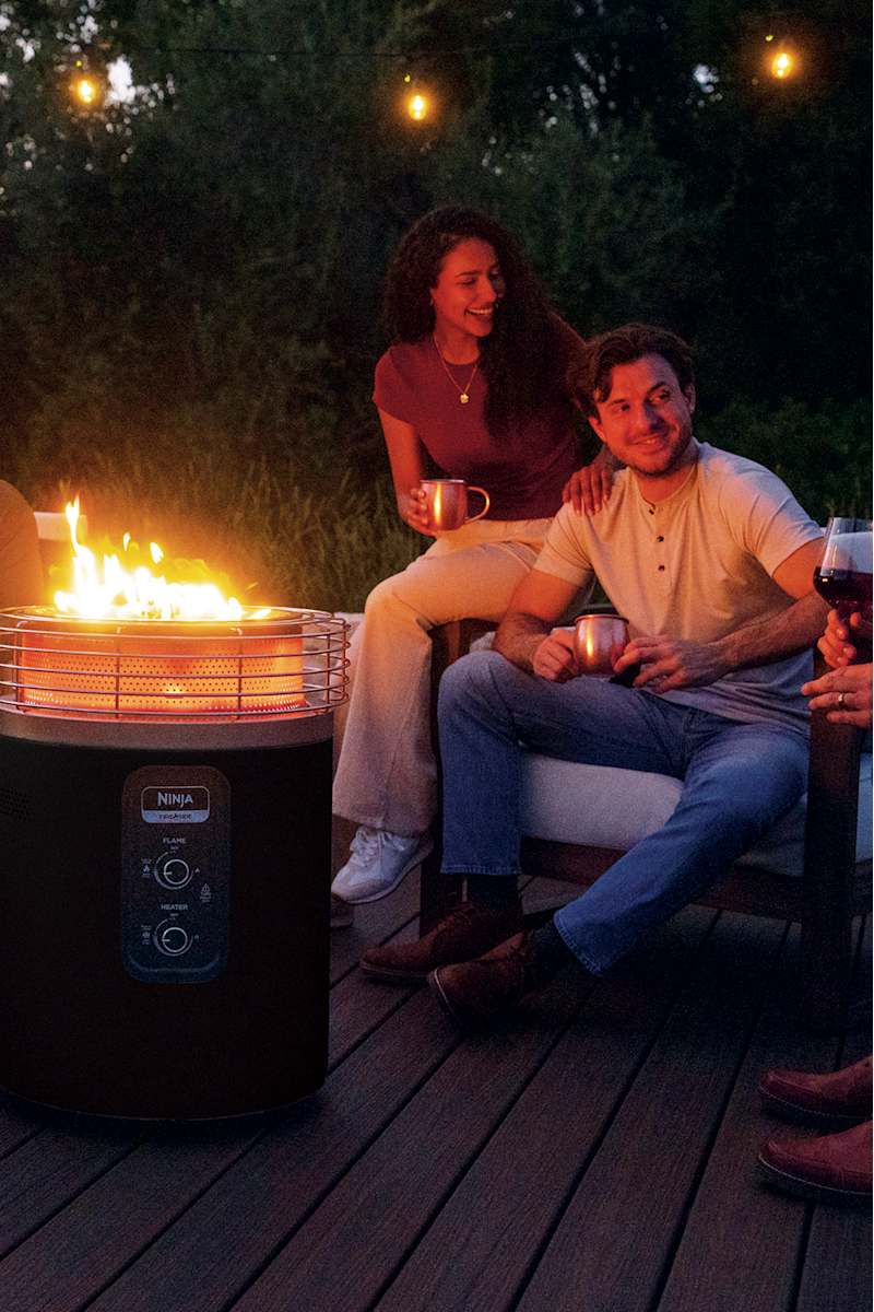 Ninja Fireside360™ Outdoor Heater & Fire Pit and Top Cover Bundle