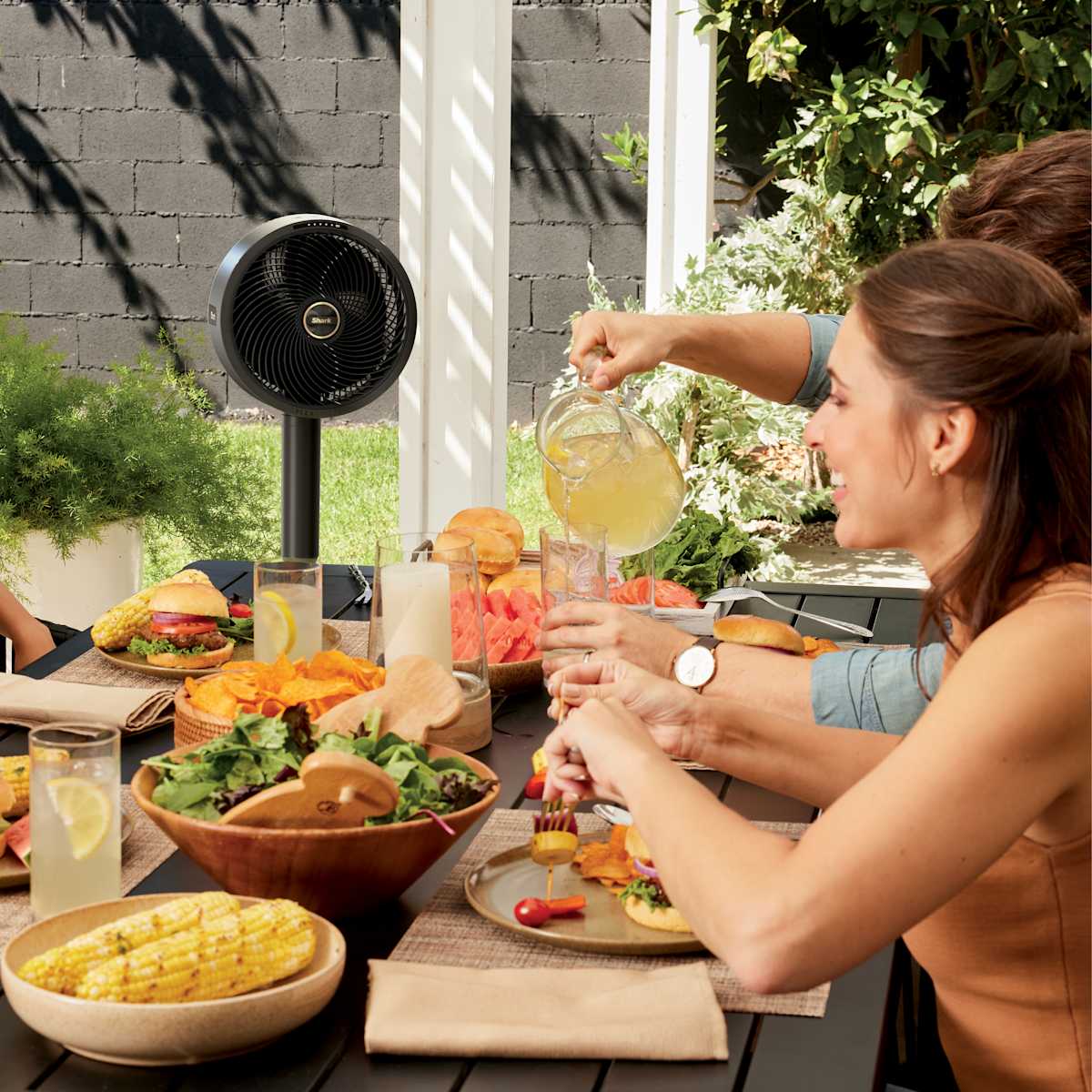 Shark FlexBreeze Fan With InstaCool Mist Attachment Fans - Shark